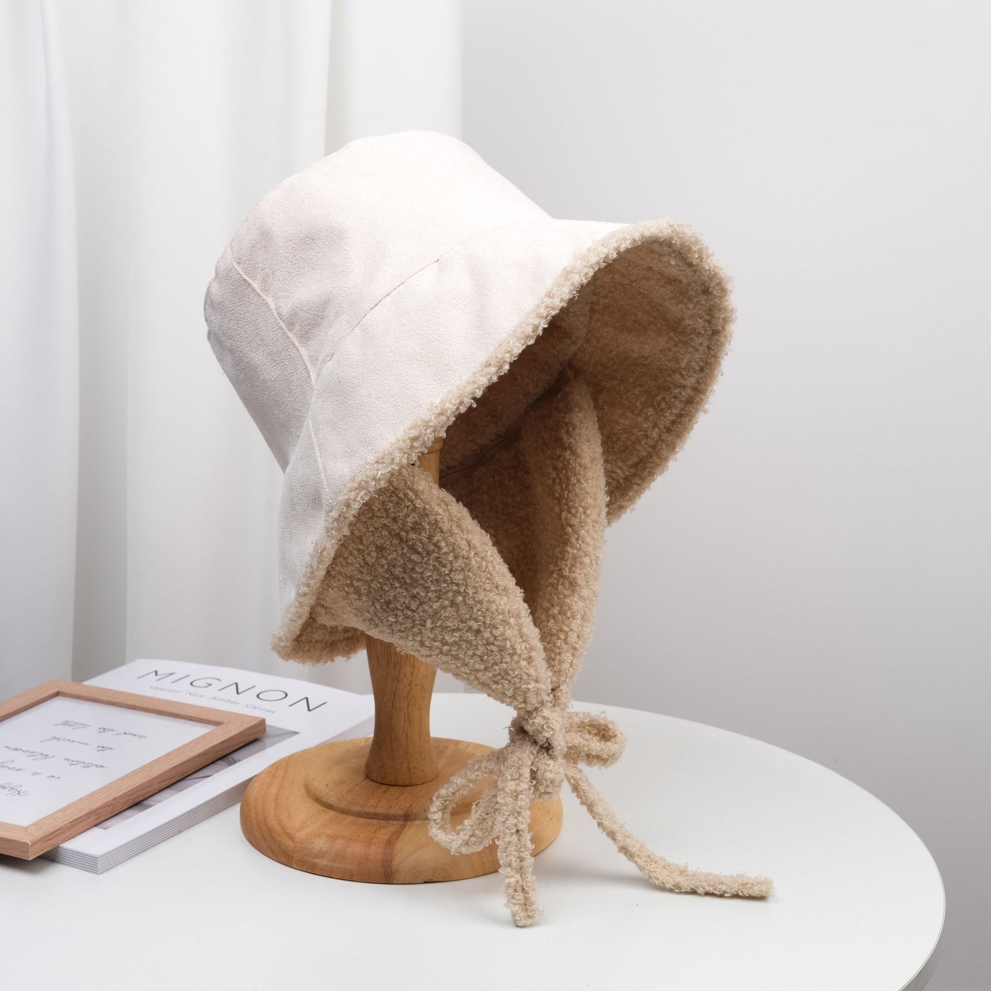 Sixmilude Ear Protector Lamb Suede Suede